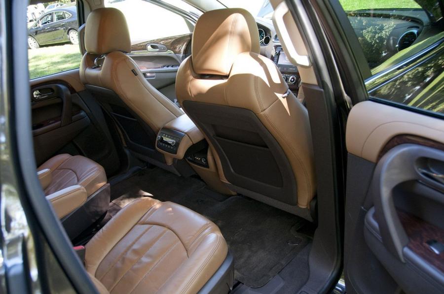  Buick Enclave 2013 года  (фото 37 из 47)